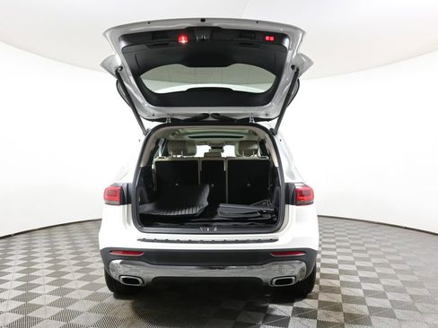 Certified 2022 Mercedes-Benz GLB 250 4MATIC image 35