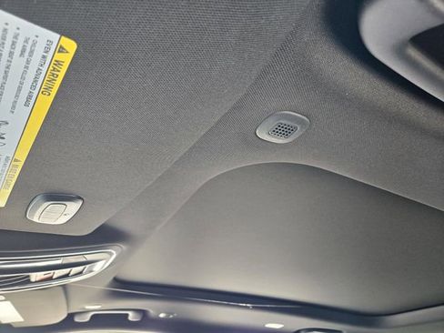 New 2025 Jeep Grand Cherokee L Overland w/ Advanced Protech Group III image 21