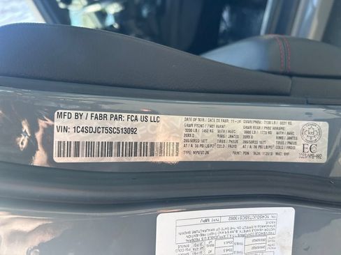 Used 2025 Dodge Durango R/T AWD/4WD image 34