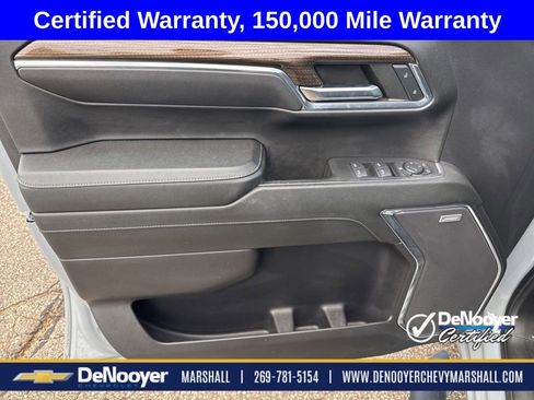 Used 2024 Chevrolet Silverado 1500 LT Trail Boss w/ LT Trail Boss Premium Package AWD/4WD image 17