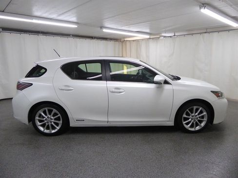 Used 2012 Lexus CT 200h Premium image 8