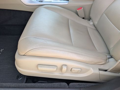 Certified 2018 Acura TLX w/ Technology Package FWD image 10