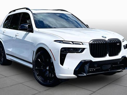 Certified 2024 BMW X7 M60i w/ Executive Package AWD/4WD image 3