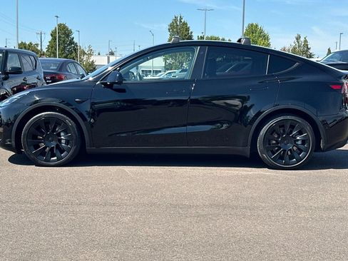 Used 2022 Tesla Model Y Long Range AWD/4WD image 7
