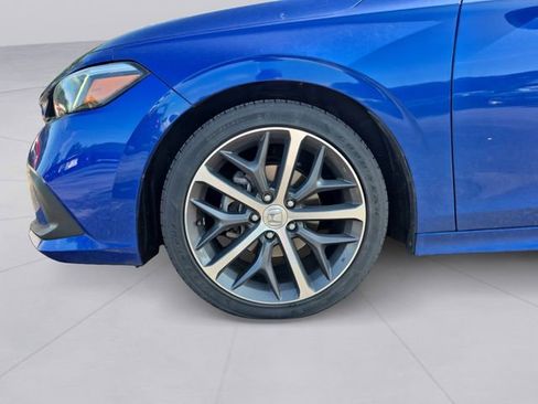 Used 2024 Honda Civic Touring image 9