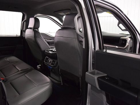 Used 2023 Ford F150 Lightning Pro image 32