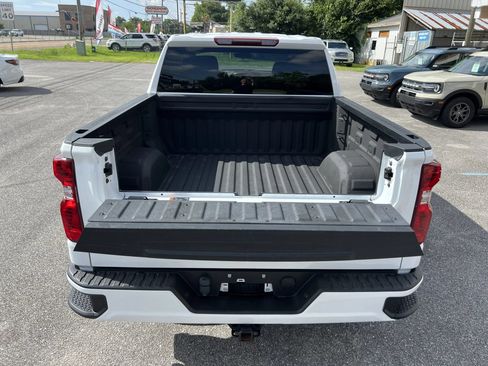 Used 2023 Chevrolet Silverado 1500 Custom w/ 2.7L Blackout Package RWD image 19