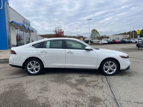New 2025 Honda Accord LX image 2