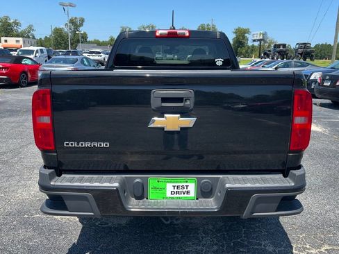 Used 2017 Chevrolet Colorado W/T w/ WT Convenience Package RWD image 5