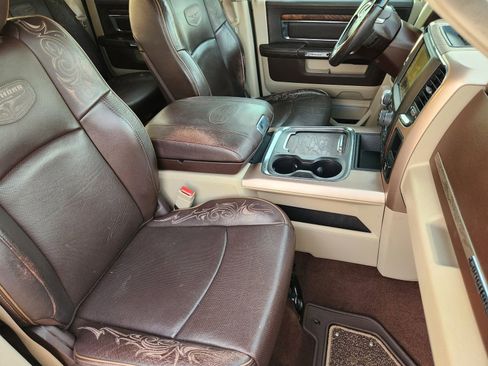 Used 2017 RAM 1500 Laramie Longhorn image 16