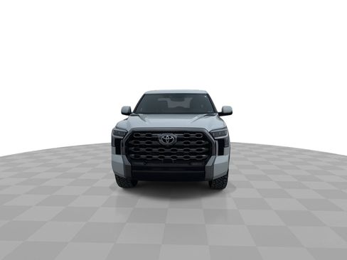 Used 2024 Toyota Tundra Platinum image 3