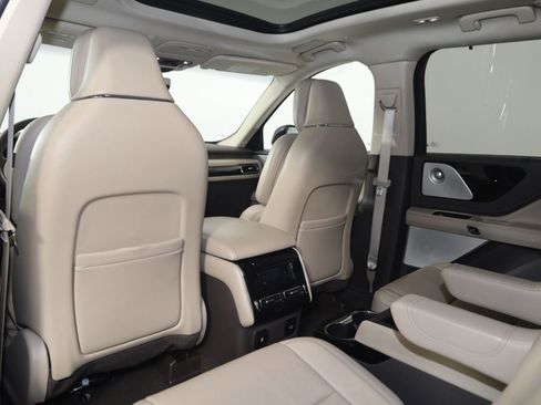 Used 2020 Lincoln Aviator Reserve w/ Equipment Group 202A AWD/4WD image 59