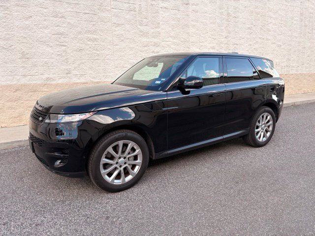 Used 2025 Land Rover Range Rover Sport SE AWD/4WD image 1