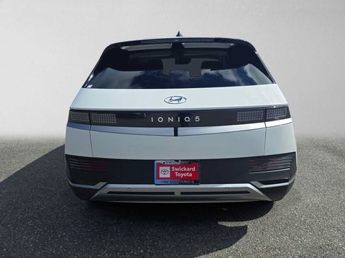 Used 2024 Hyundai Ioniq 5 SEL RWD image 4