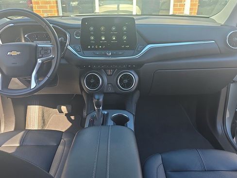 Used 2024 Chevrolet Blazer LT AWD/4WD image 14