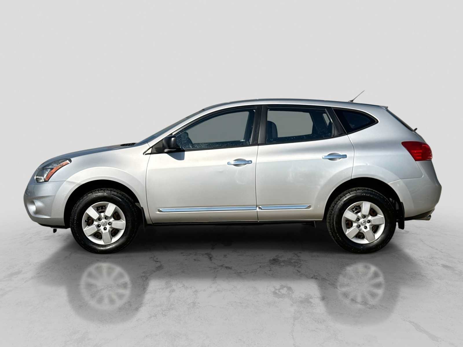 Used 2015 Nissan Rogue S FWD image 3