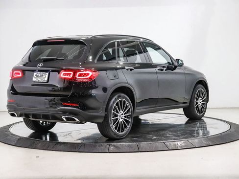 Used 2022 Mercedes-Benz GLC 300 image 4