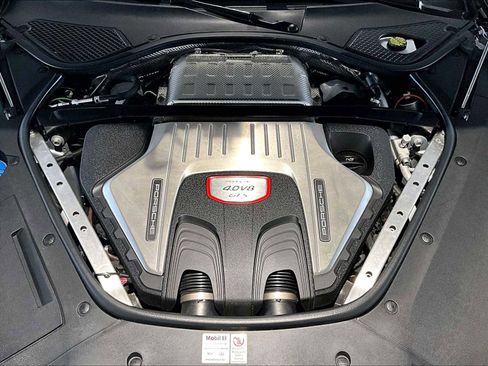 Used 2020 Porsche Panamera GTS w/ Assistance Package image 24