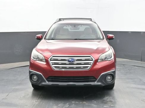 Used 2017 Subaru Outback 2.5i Premium AWD/4WD image 8
