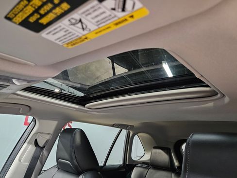 Used 2022 Toyota RAV4 XLE Premium FWD image 25