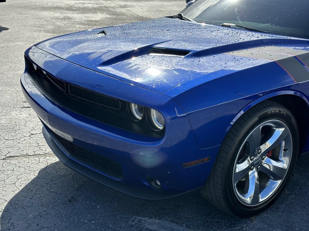 Used 2022 Dodge Challenger SXT w/ Blacktop Package RWD image 9