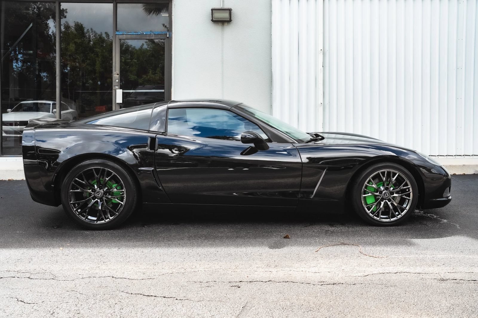 Used 2009 Chevrolet Corvette Coupe w/ Preferred Equipment Group RWD image 6