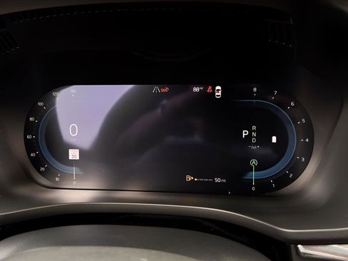 Used 2025 Volvo XC60 B5 Ultra w/ Protection Package Premier image 36