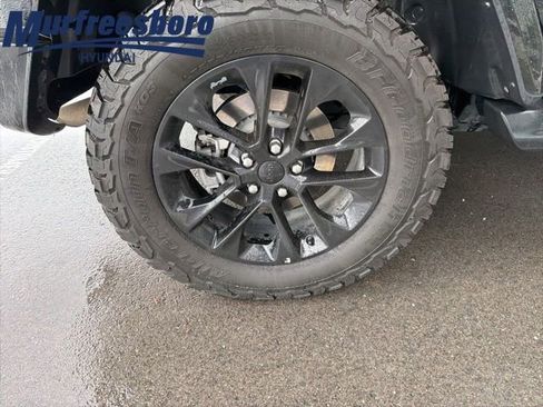 Used 2021 Jeep Wrangler Unlimited Sahara w/ Cold Weather Group AWD/4WD image 9