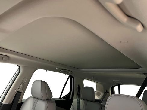 New 2025 Honda Pilot Touring image 13