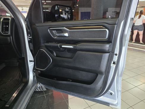 Used 2022 RAM 1500 Laramie AWD/4WD image 13