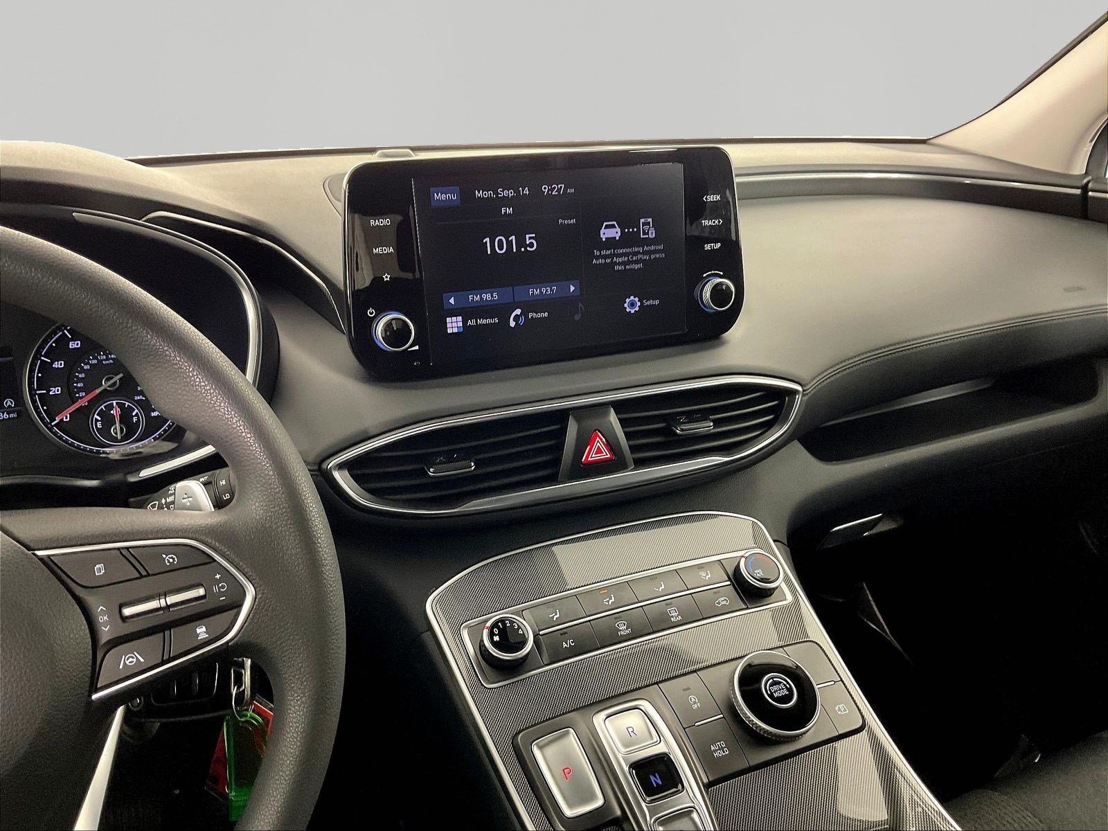 Certified 2023 Hyundai Santa Fe SE FWD image 9