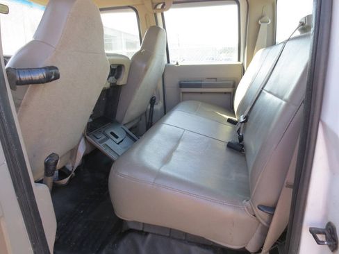 Used 2008 Ford F250 XL AWD/4WD image 9