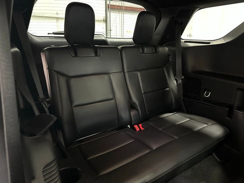 Used 2025 Ford Explorer ST-Line image 57