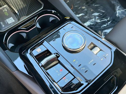 New 2027 BMW 530i w/ M Sport Package RWD image 28