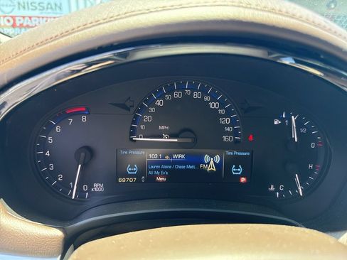 Used 2013 Cadillac XTS Luxury w/ Driver Awareness Package FWD image 5