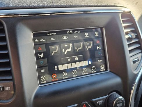 Certified 2020 Jeep Grand Cherokee Laredo w/ Security & Convenience Group image 27