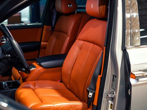 Used 2018 Rolls-Royce Phantom Sedan RWD image 14