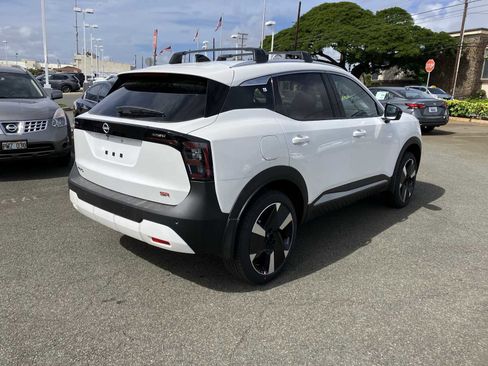 New 2026 Nissan Kicks SR FWD image 3