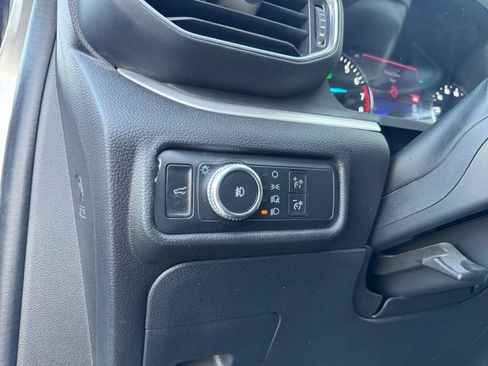 Certified 2021 Ford Explorer XLT w/ Equipment Group 202A image 22