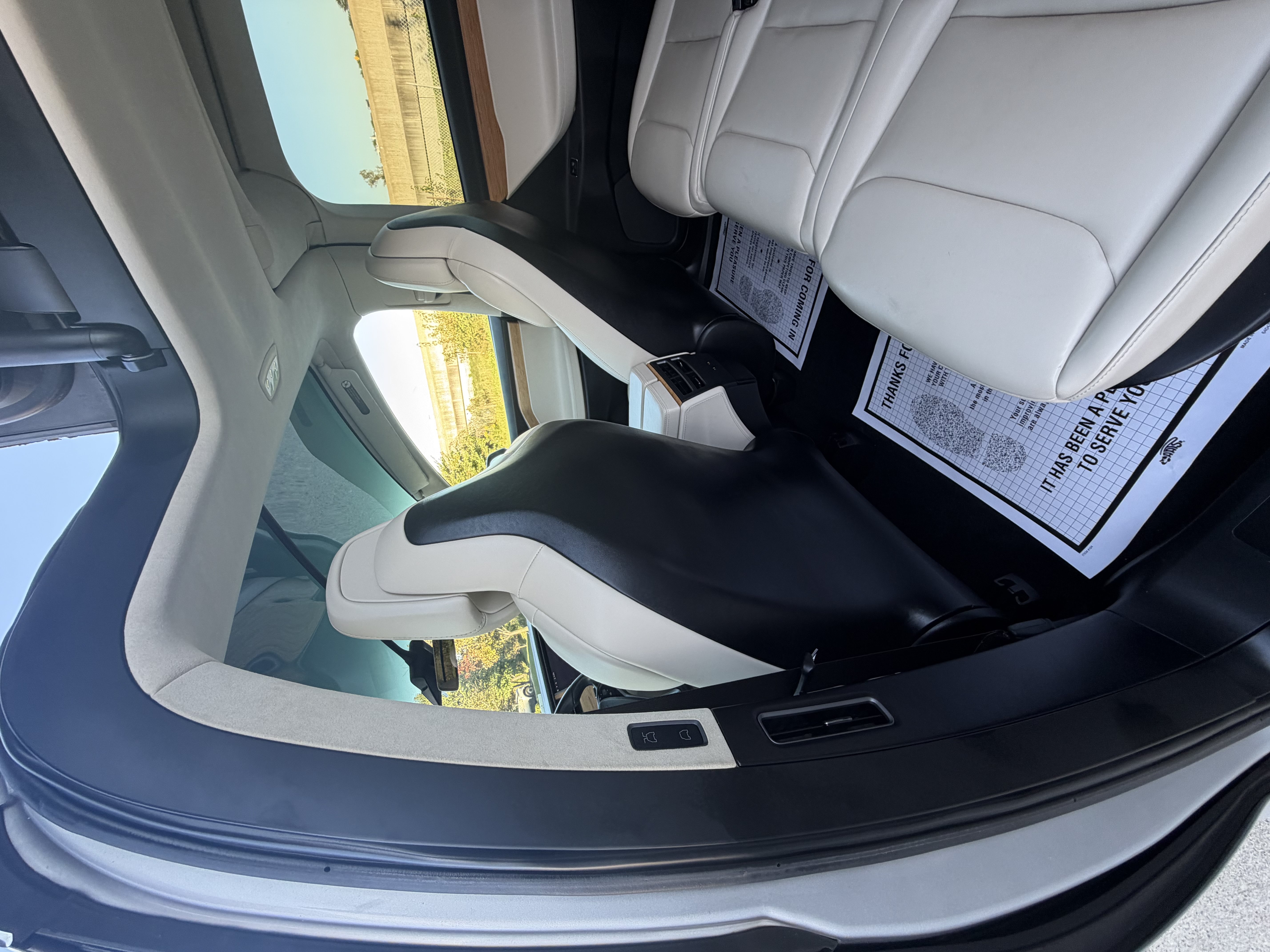 Used 2018 Tesla Model X 75D AWD/4WD image 18