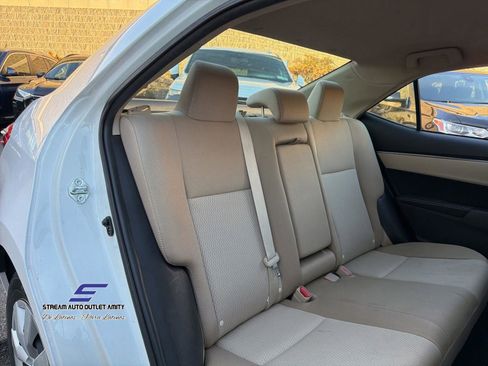 Used 2016 Toyota Corolla LE image 14