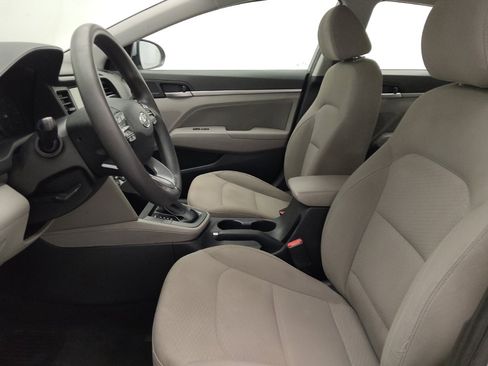 Used 2020 Hyundai Elantra SEL FWD image 17