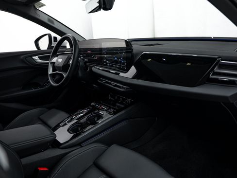 Used 2025 Audi A5 2.0T Premium Plus w/ Premium Plus AWD/4WD image 8