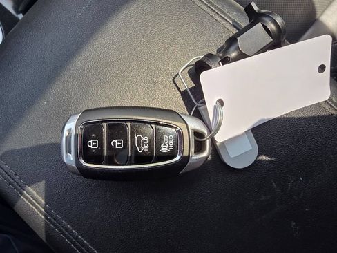 Used 2020 Hyundai Santa Fe SEL AWD/4WD image 27