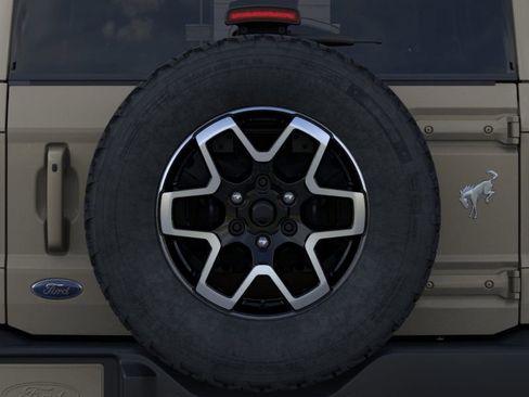 New 2025 Ford Bronco Outer Banks image 24