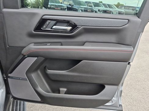New 2026 GMC Yukon XL AT4 Ultimate AWD/4WD image 42