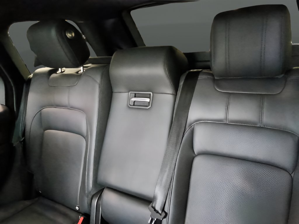 Used 2019 Land Rover Range Rover HSE AWD/4WD image 16