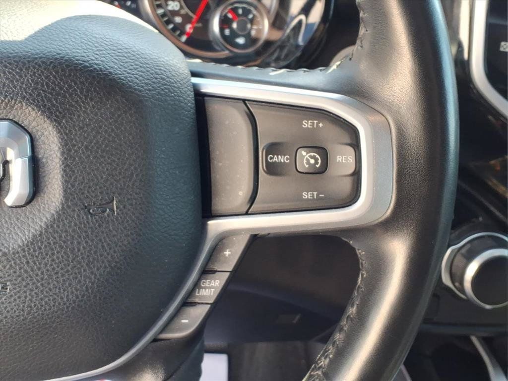 Used 2022 RAM 1500 Big Horn AWD/4WD image 14
