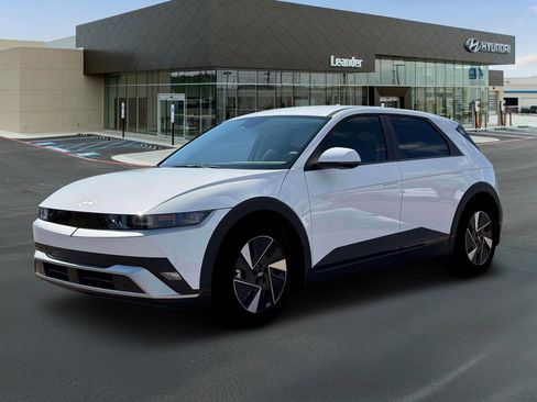 New 2026 Hyundai Ioniq 5 SEL RWD image 2
