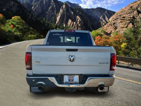 Used 2017 RAM 1500 Laramie w/ Convenience Group AWD/4WD image 4